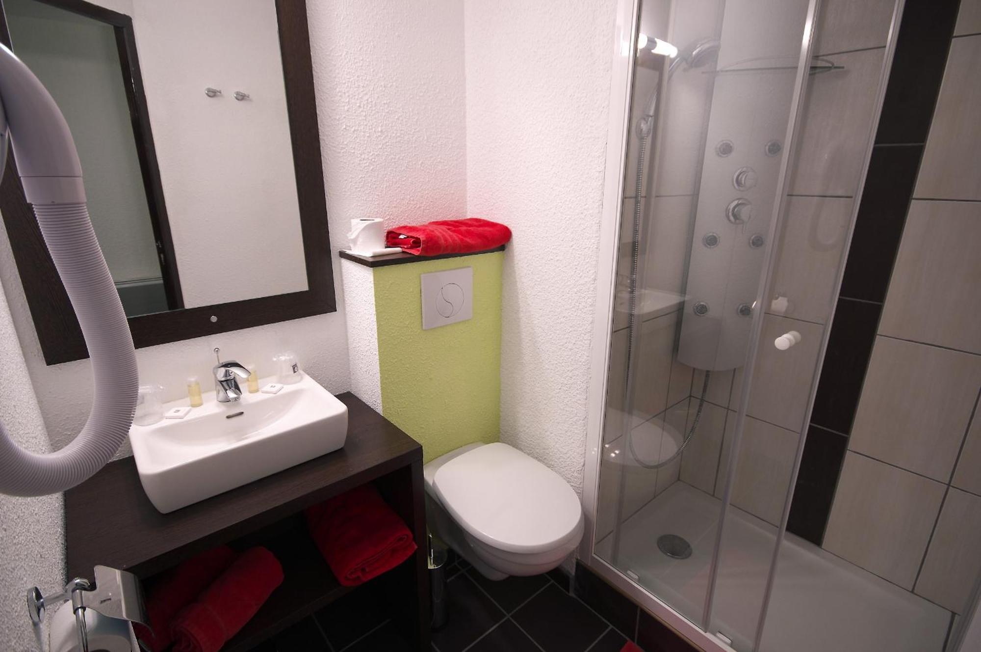Enzo Hotels Pont-A-Mousson By Kyriad Direct Eksteriør billede